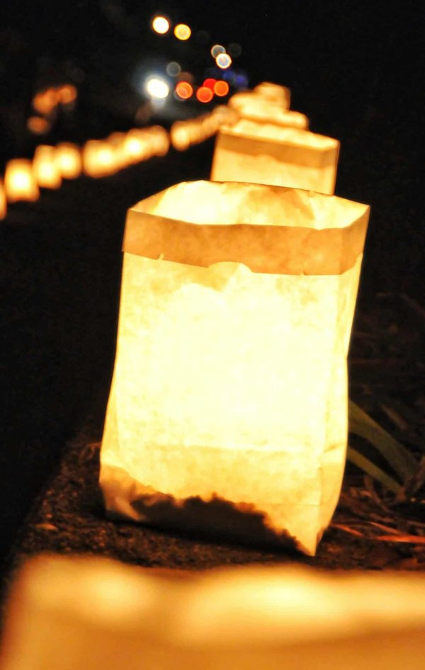 What are the top energy-efficient lighting solutions for a kitchen in a Glasgow apartment?